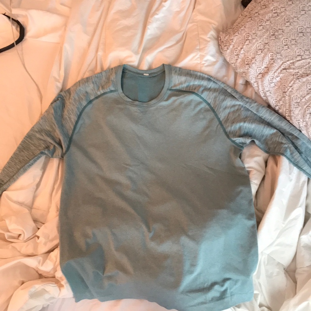 Lulu Lemon Mens Long sleeve